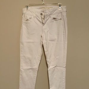 AE white jeans
